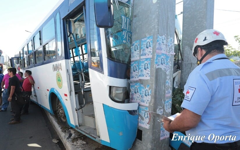 El bus era manejado por Alexander González