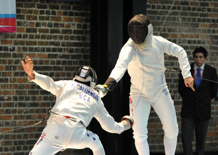 Esgrima deja plata y bronce en sable masculino y espada femenino por equipos