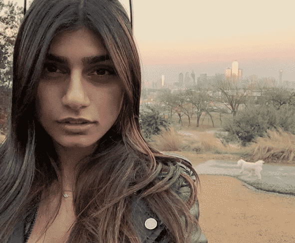 El tremendo regalo de año nuevo de Mia Khalifa a sus seguidores
