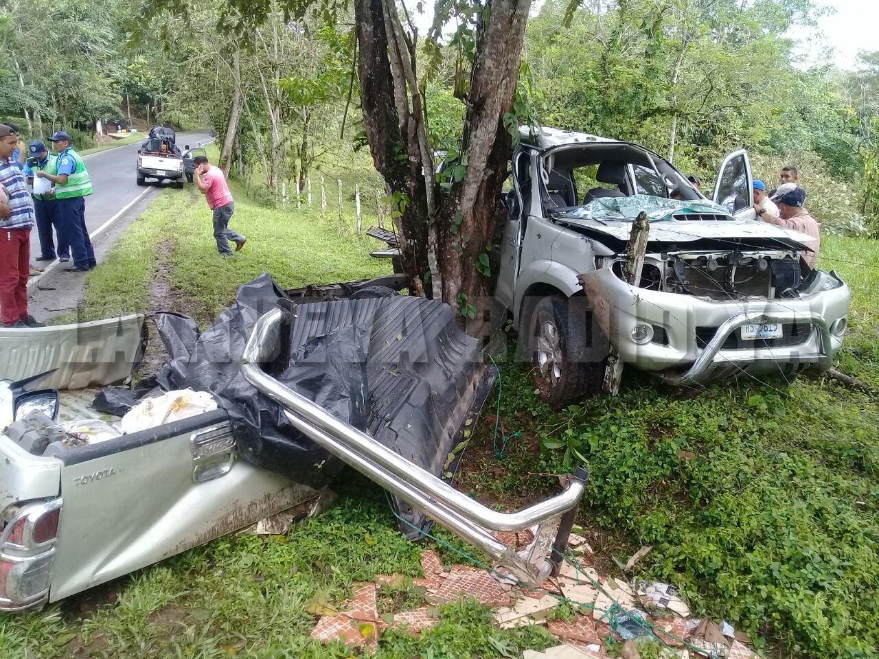 Las víctimas viajaban en la camioneta placa RS 36 15