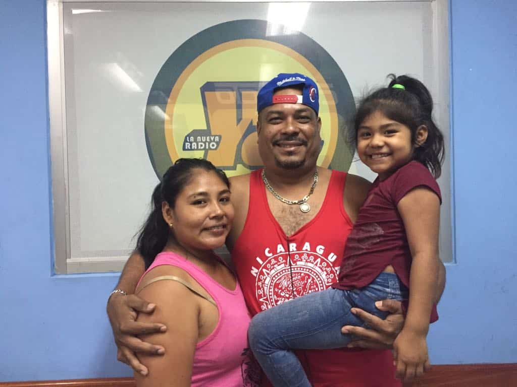 Alberto José Mendoza y su futura esposa Brenda Latino