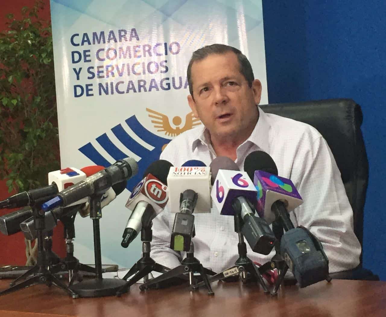 el presidente de la Cámara de Comercio y Servicios de Nicaragua, Rosendo Mayorga