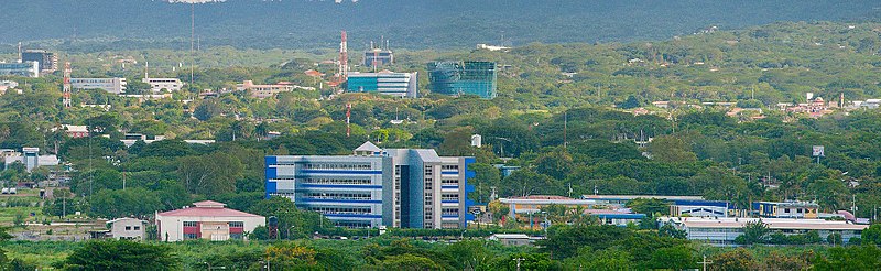 En estos 35 años la UNI ha graduado a más de diez mil profesionales en Ingeniería y Arquitectura