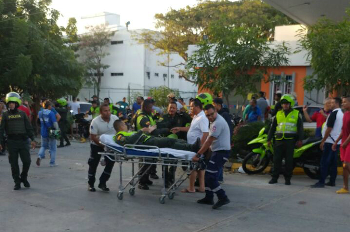 7 policías han muerto en Colombia víctimas de tres atentados con explosivos