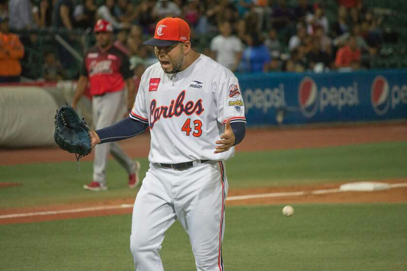 Carlos Teller salió sin decisión en el béisbol venezolano