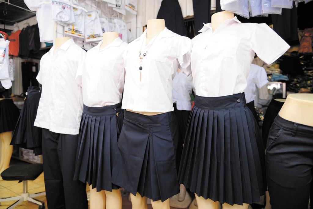 UNIFORMES ESCOLARES