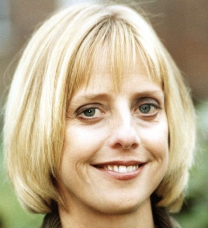 Emma Chambers