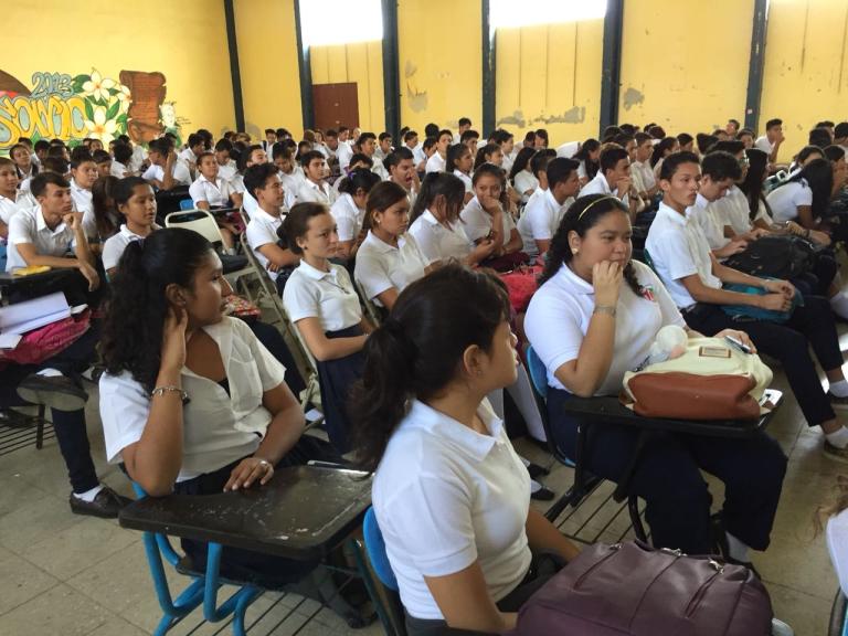 MINED y CNU inician reforzamiento escolar a estudiantes de secundaria
