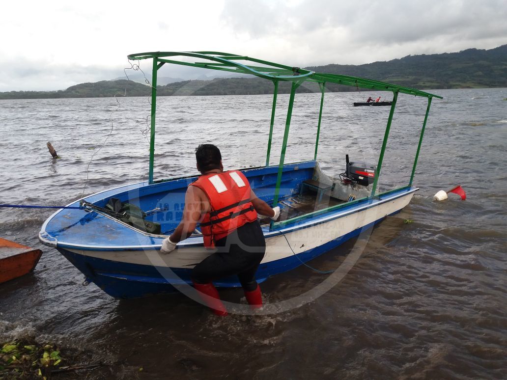 En esta lancha viajaban las víctimas en Apanás