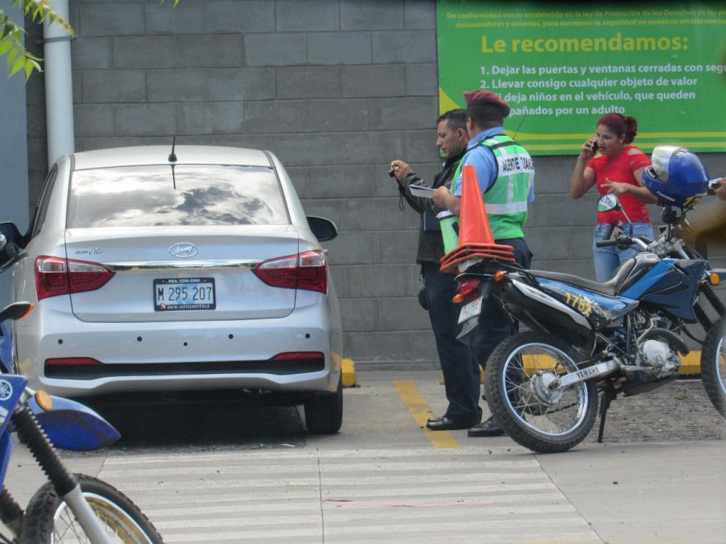 El automóvil chapeado