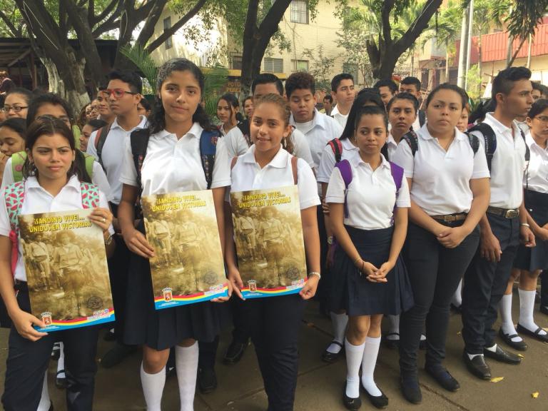 Presentan libro en homenaje al General Sandino