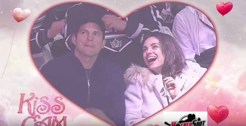 El súper romántico ‘kiss cam’ que protagonizaron Mila Kunis y Ashton Kutcher