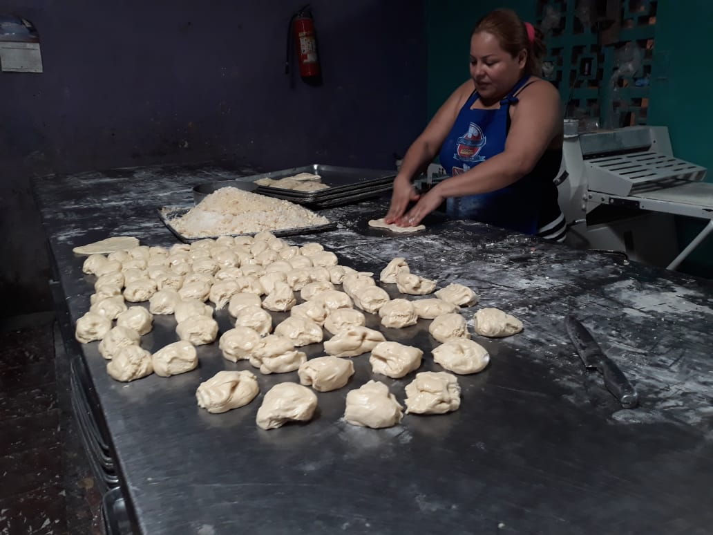 Silvia Carvajal, propietaria de Panadería Delicias en Managua