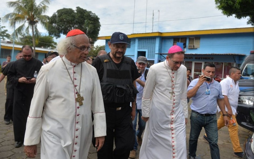 Reunión Cardenal Brenes, Nuncio Stanilaw y Comisionado Avellán