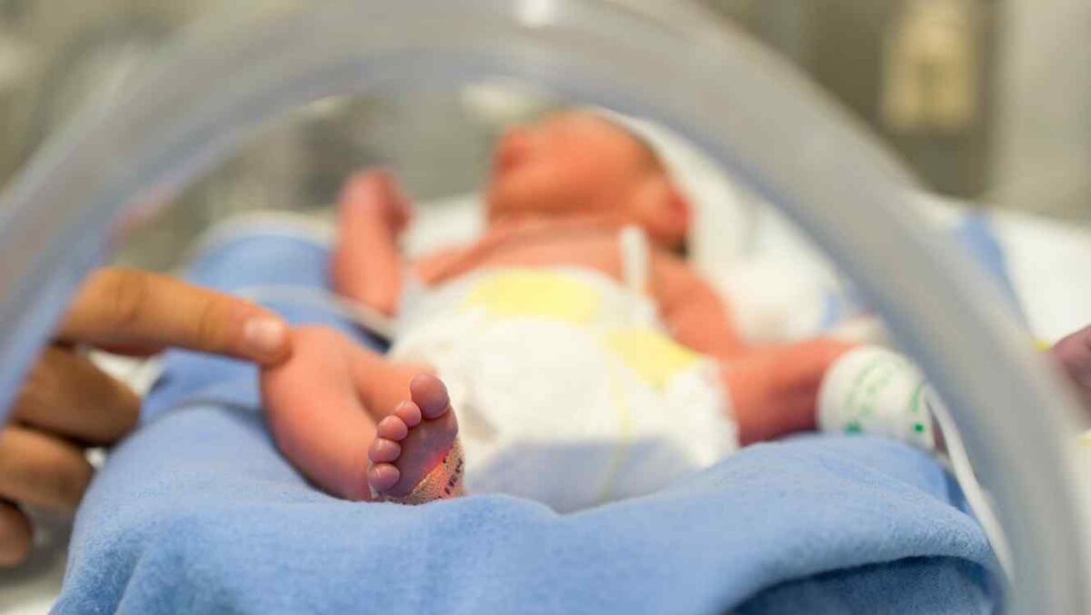 Enfermera sospechosa en Inglaterra por asesinato de bebés