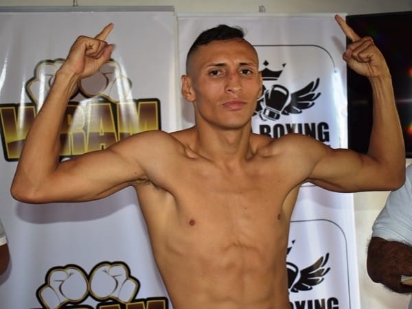 El boxeador nicaragüense Félix "El Gemelo" Alvarado