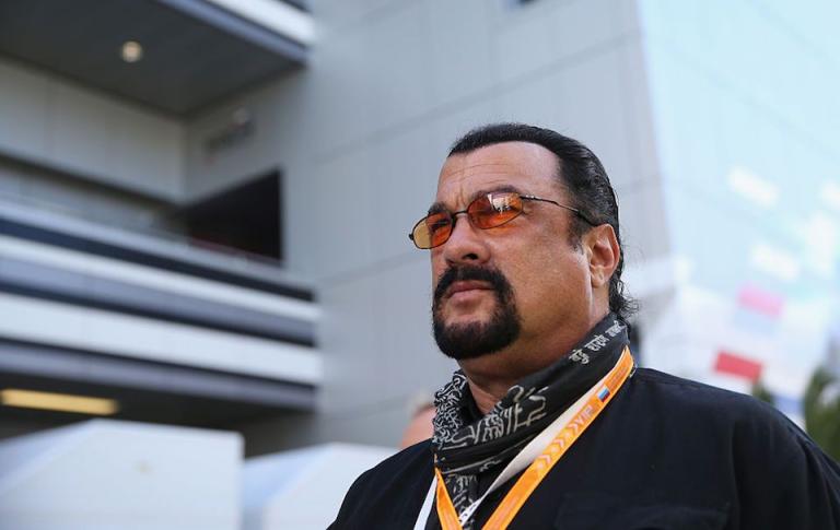 Rusia escoge a Steven Seagal como emisario para relaciones con EEUU