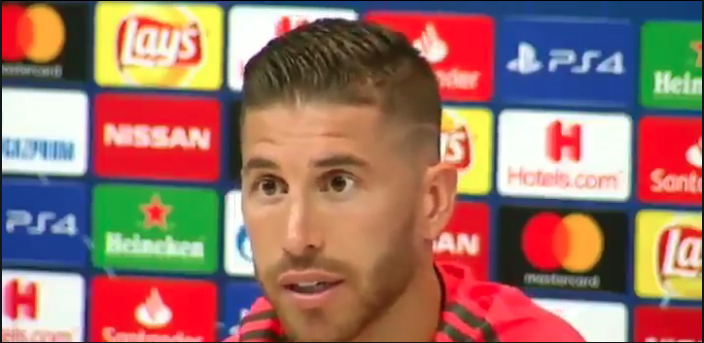 Sergio Ramos ubica a Griezmann durante una conferencia de Prensa