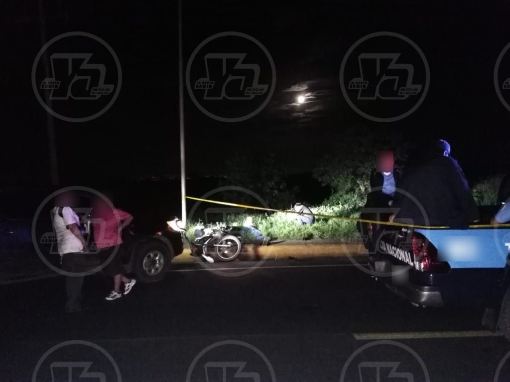 La moto del trabajador de la comuna tipitapeña chocó contra un poste