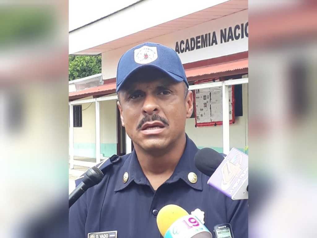 Cmdte Daniel Vado, director academia de bomberos