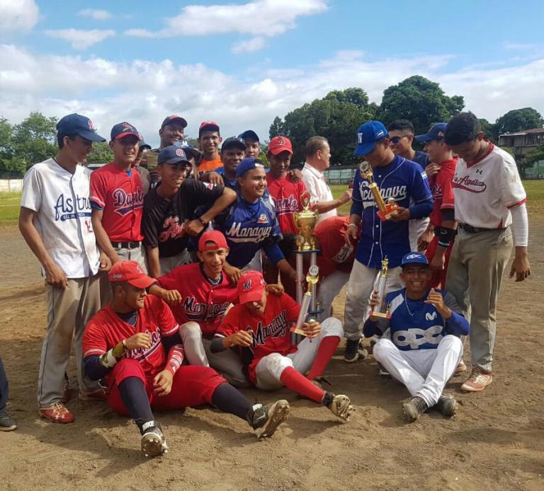 Deportes rivera campeón de béisbol departamental juvenil Triple A