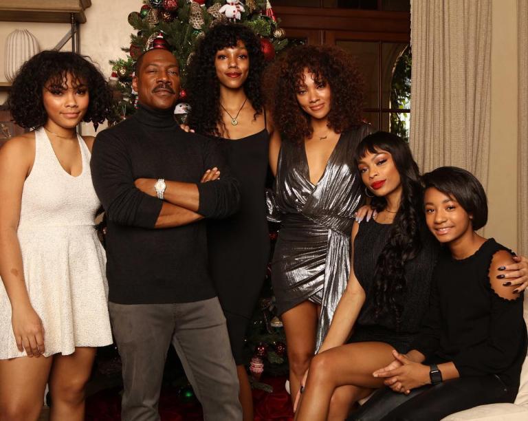 Eddie Murphy se fotografía por primera vez con sus 10 hijos