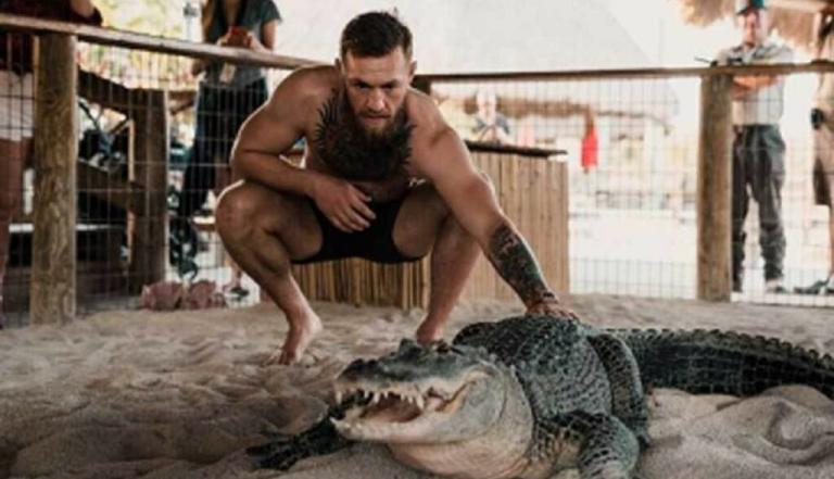 Conor McGregor se enfrentó a un caimán en la Florida