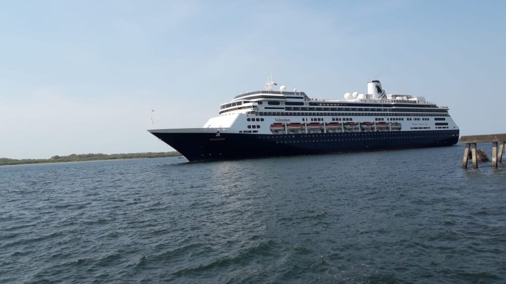 Llega a Puerto de Corinto-Chinandega el Crucero Volendam