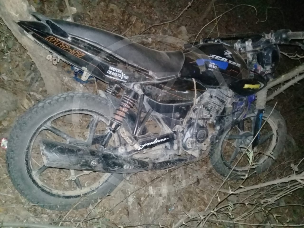 Así quedó la motocicleta que conducía Miguel Ángel