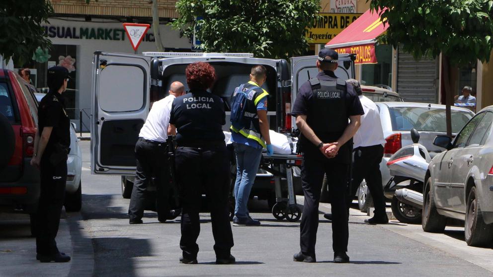 Policia retirá los cuerpos 