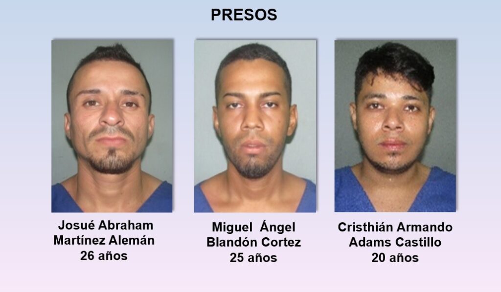 Los detenidos Josué Abraham Martínez Alemán, Miguel Ángel Blandón Cortez y Cristhian Armando Adams Castillo