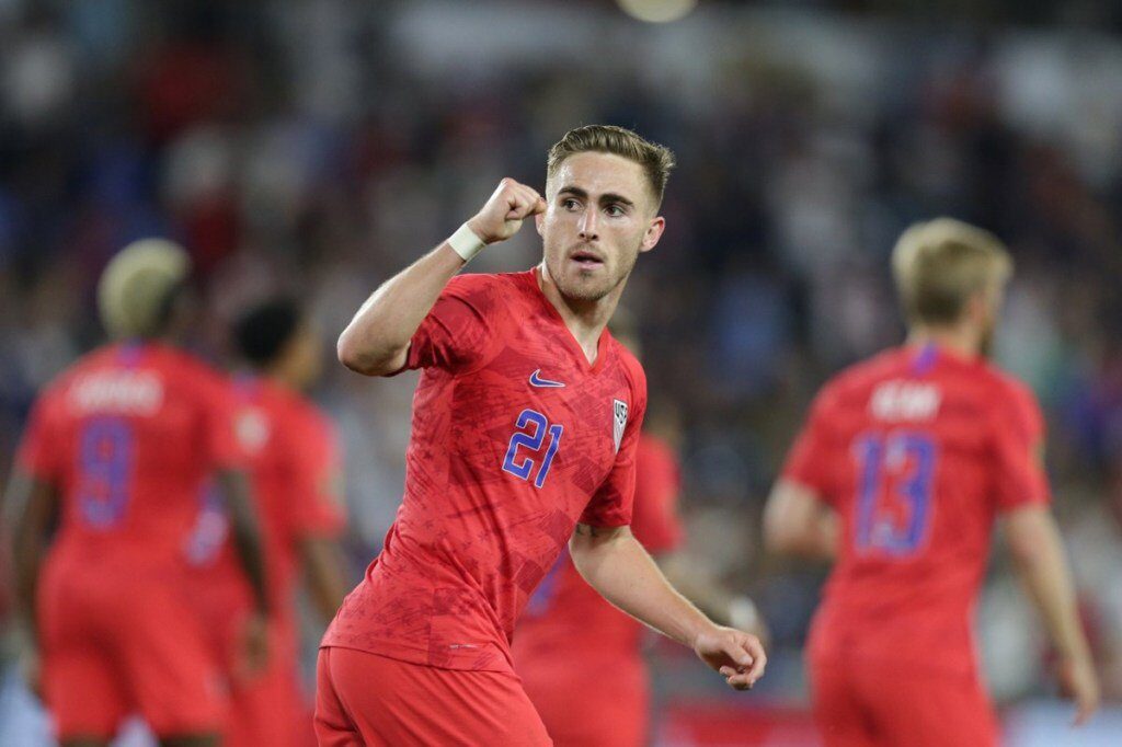 Estados Unidos goleó a 4-0 a Guyana en el Grupo D de la Copa Oro