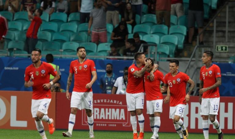 Chile clasifica a cuartos de final de Copa América