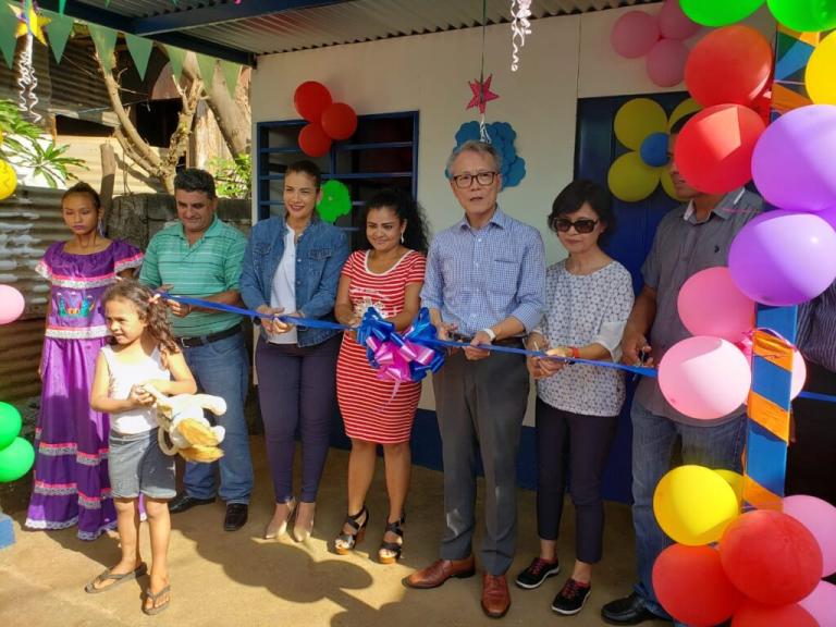 Familia de Managua recibe vivienda solidaria, gracias al buen gobierno y a China-Taiwán