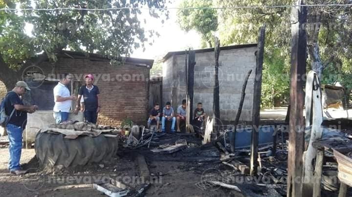 Gracias al apoyo del gobierno sandinista le reconstruirán la vivienda a la familia afectada