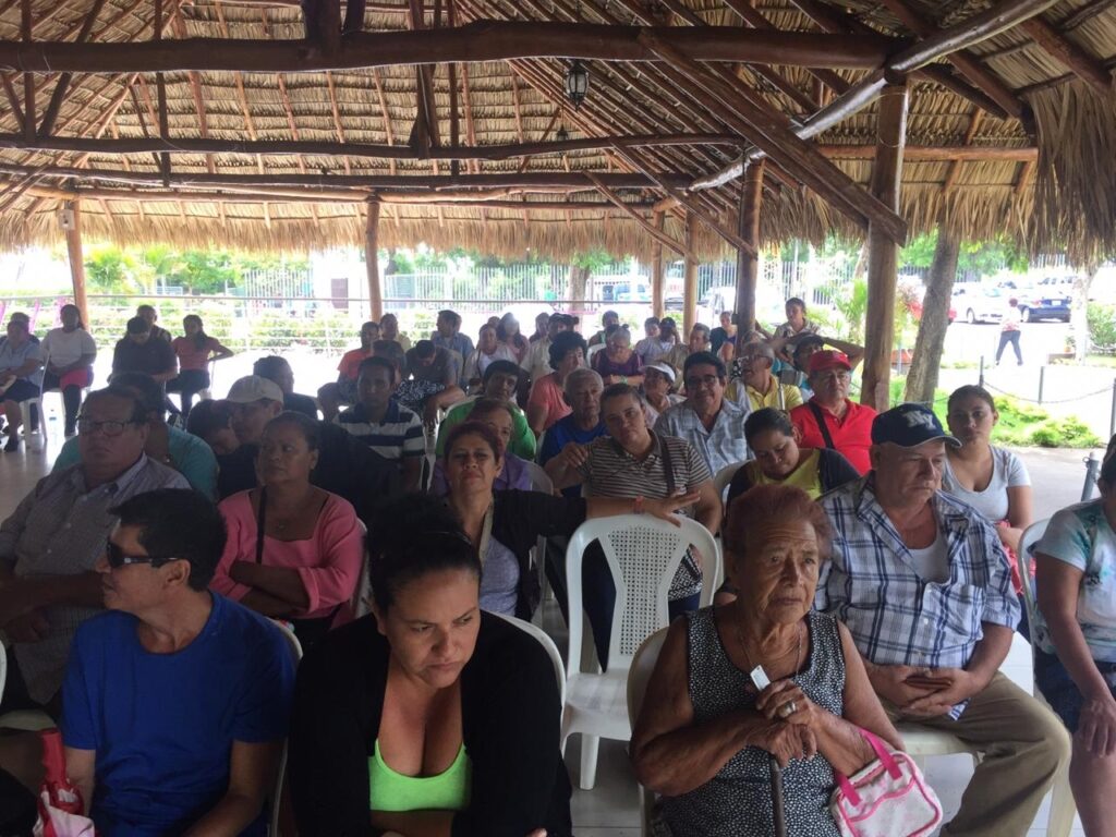 Problemas en los oídos, en la garganta y la nariz fueron atendidos este jueves