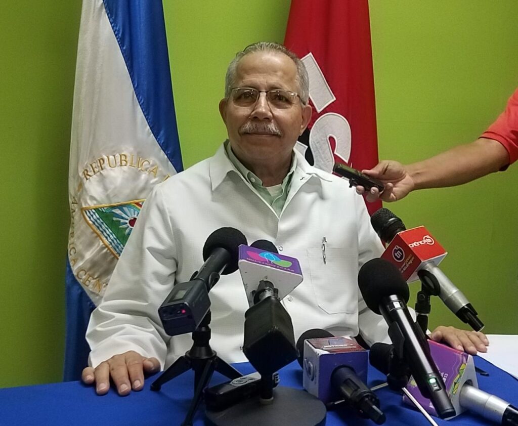 El doctor Carlos Saenz