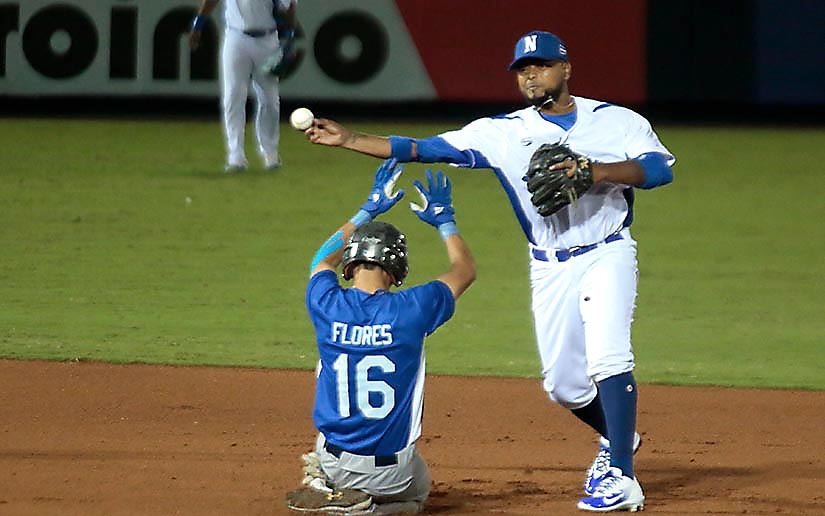 Elmer Reyes, segunda base de la Selección Nacional de Nicaragua