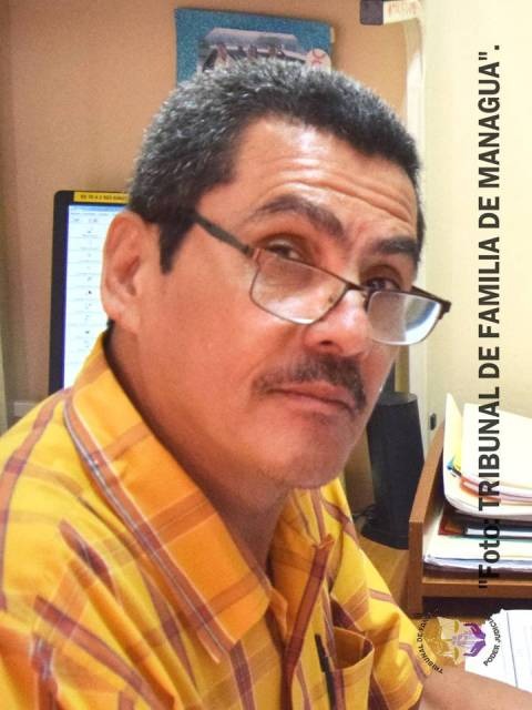 Dr. José Ramón Barberena Ramírez, juez Cuarto de Distrito de Familia de Managua.