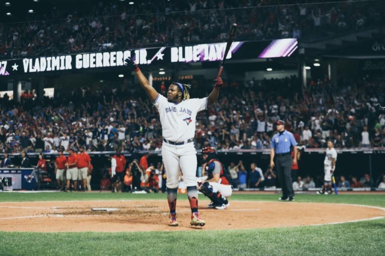 Vladimir Guerrero Jr se roba el show en el derby de cuadrangulares de MLB