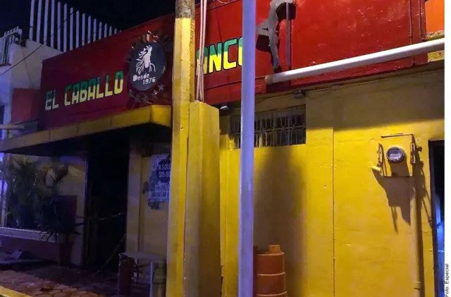 25 personas murieron en un ataque contra un bar en México