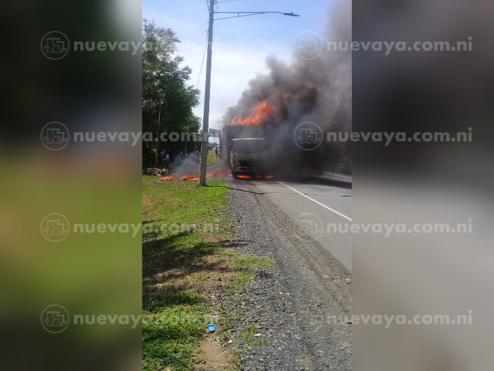 El camión llevaba mercadería hacia la ciudad de León