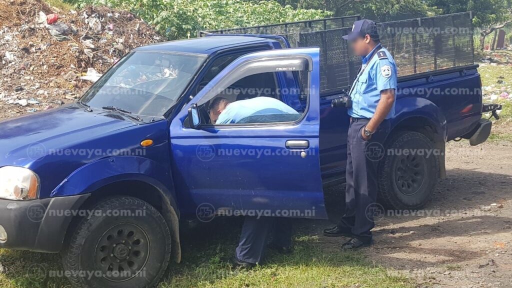 Se presume que la camioneta trasladaba paquetes de cocaína