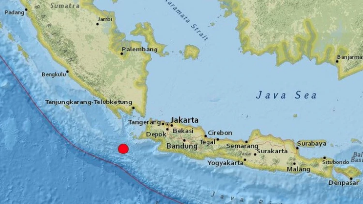 Un potente terremoto generó una alerta de tsunami en Indonesia