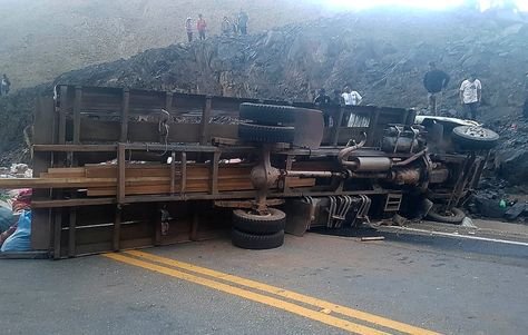 Un accidente de tránsito dejó 18 muertos en Bolivia