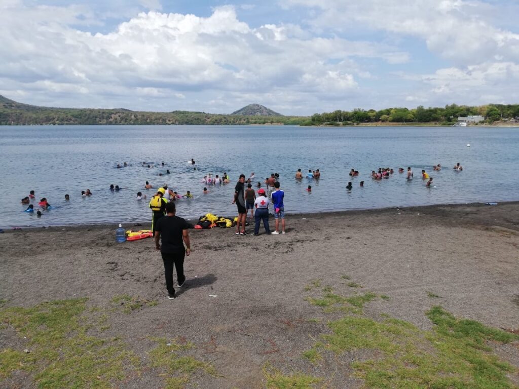 Un jovencito desapareció este domingo en las aguas de Xiloá