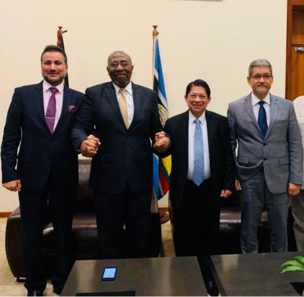 El Primer Ministro Rugunda de Uganda, el Canciller Moncada y la Delegación de Nicaragua