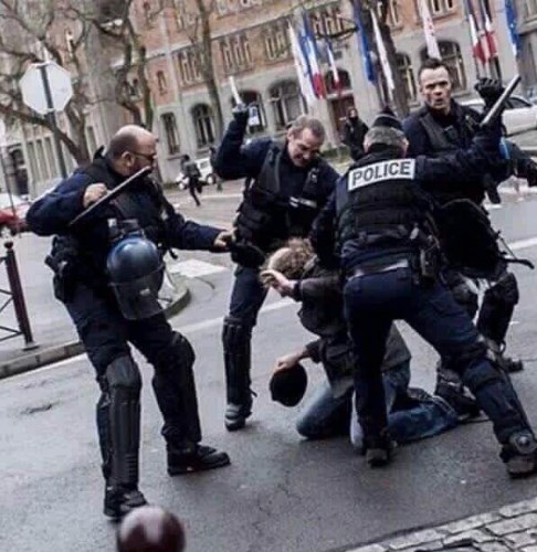 Policia de Francia