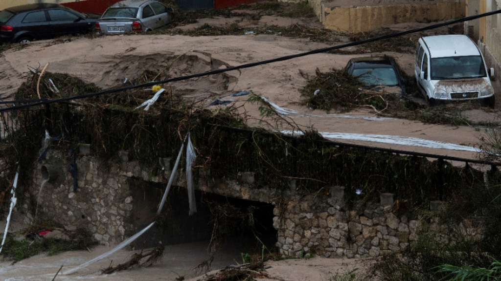 Sube a 3 cifra de muertos por lluvias en España