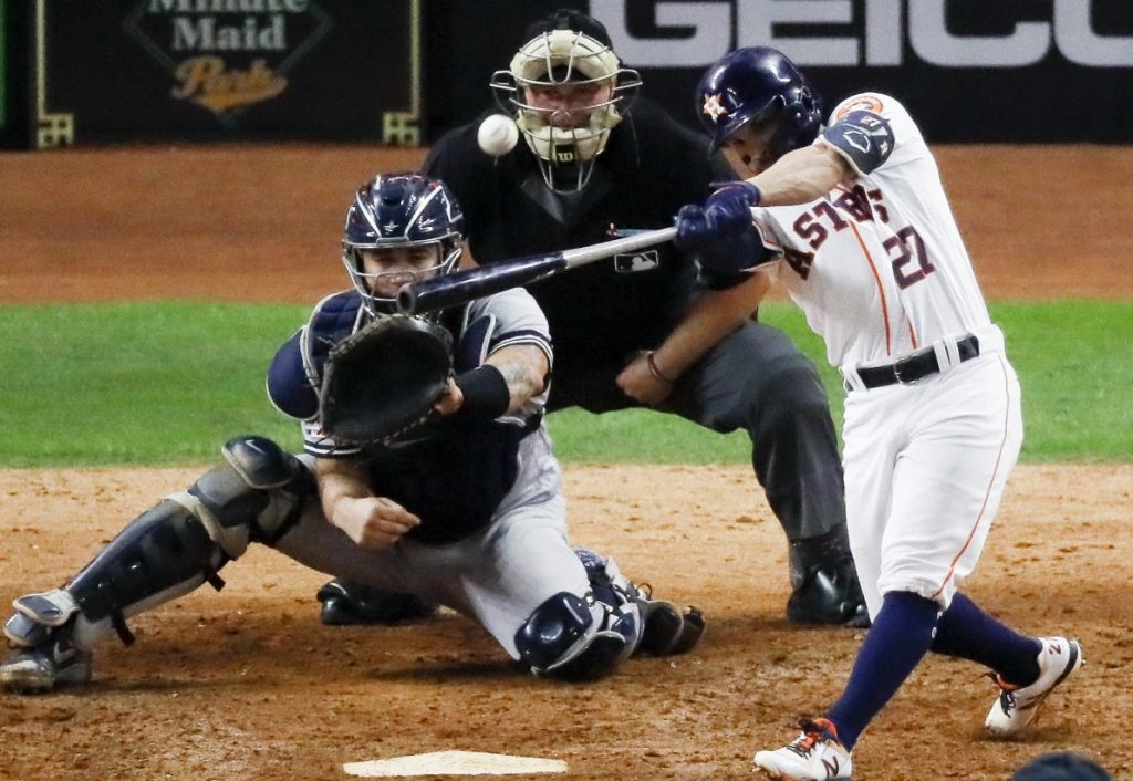 Los Astros salen como favoritos 2-1 ante los Nacionales 